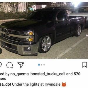 Meet your Posher, Ari